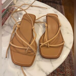 LoQ Arya Sandals strappy leather